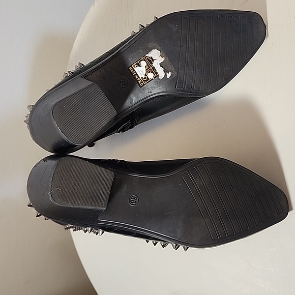 La Bottine Souriante spiked pointed toe ankle black boots size 38 - Picture 7 of 11